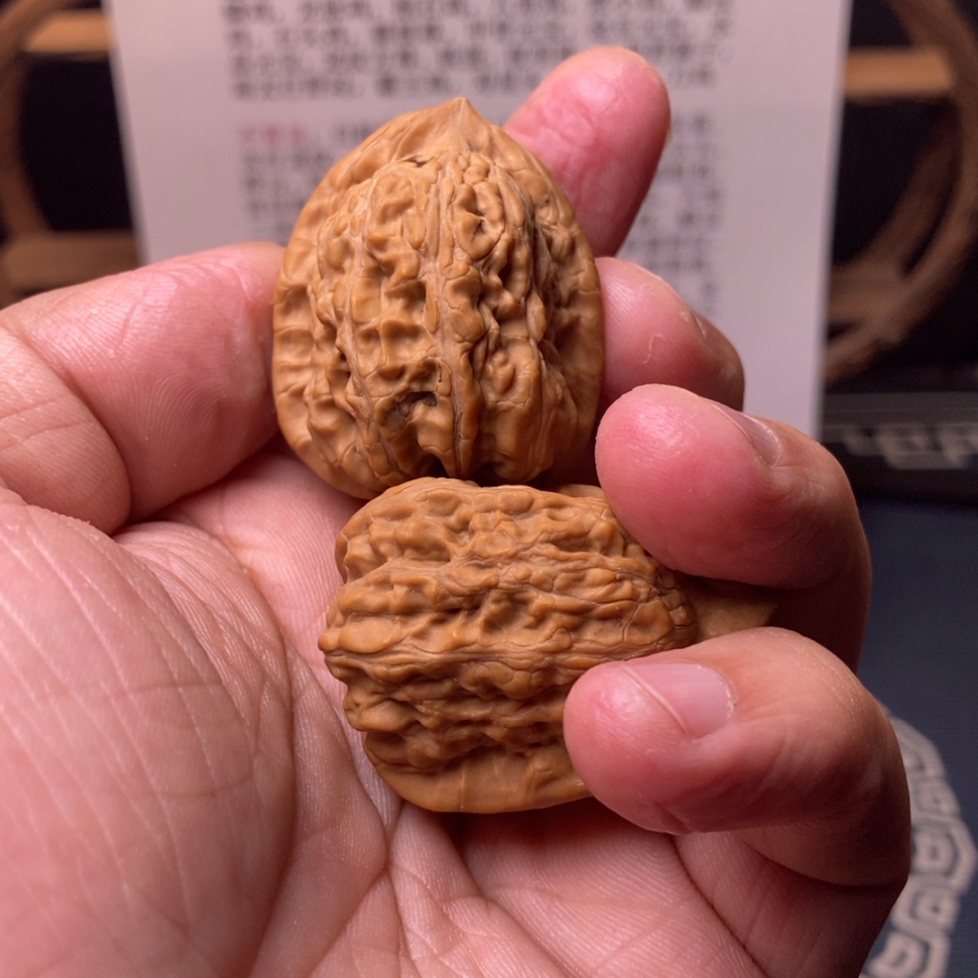 故***笙文玩核桃把件全品原生态赤龙鸡心