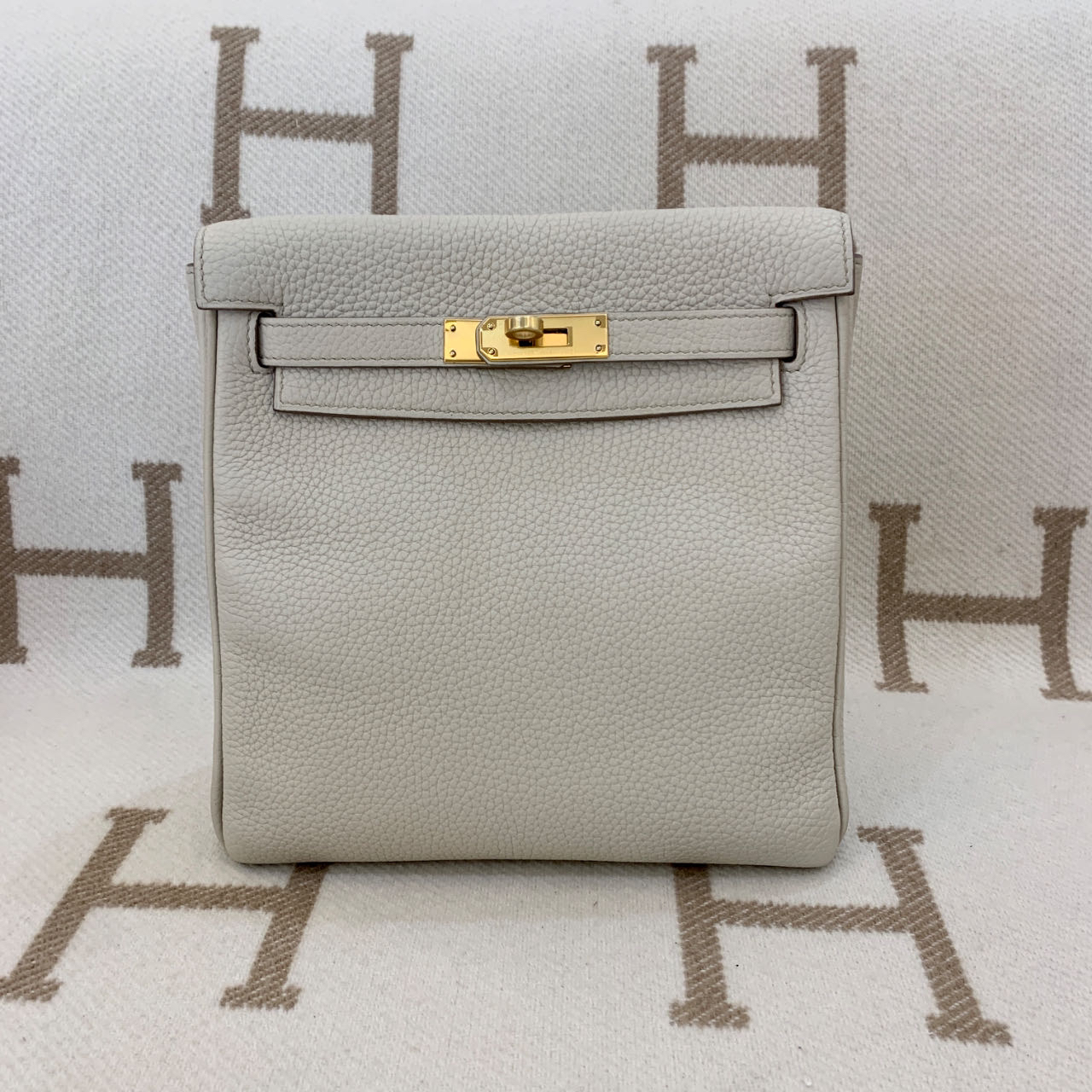 99新 Hermes/爱马仕 kelly ado D tc皮 冰川白md0207a3 