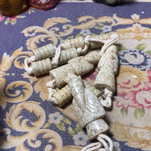 q w er t y ui o p