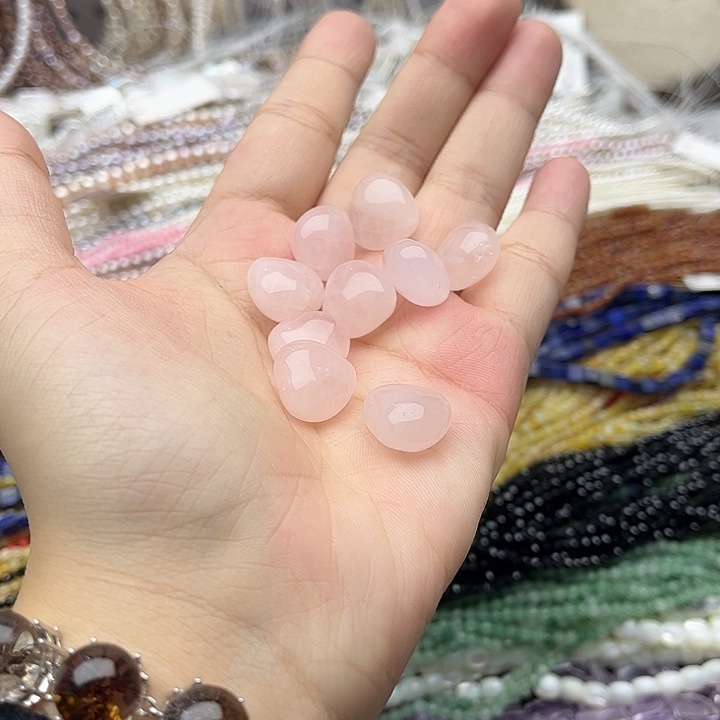 玛瑙/玉髓未镶嵌珠宝半成品5个15mm左右粉晶屁桃