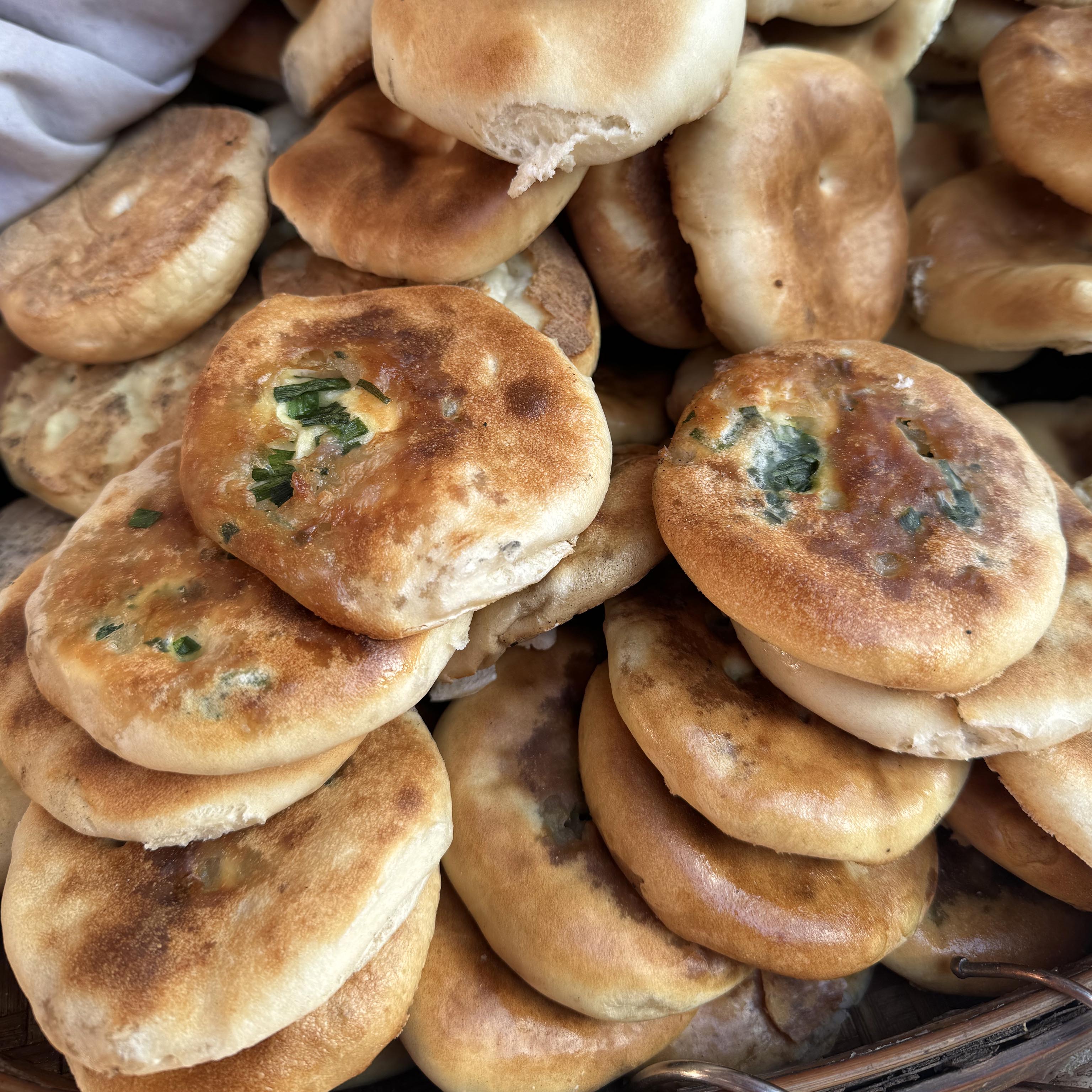 建瓯光饼油饼肉饼福建特产手工制作葱油饼高炉光饼