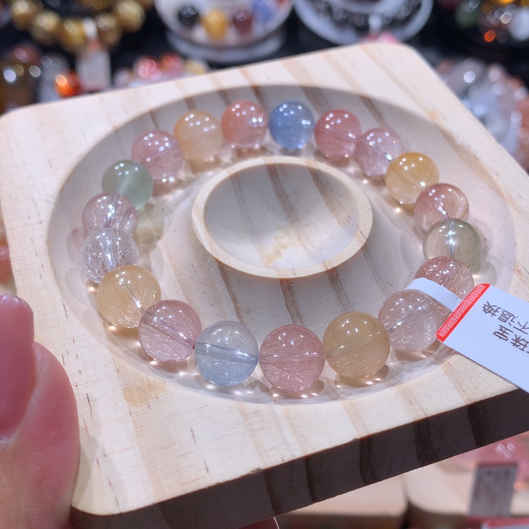 未镶嵌水晶手链彩钢丝兔毛手链10左右