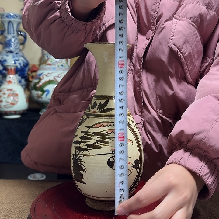 摆件                