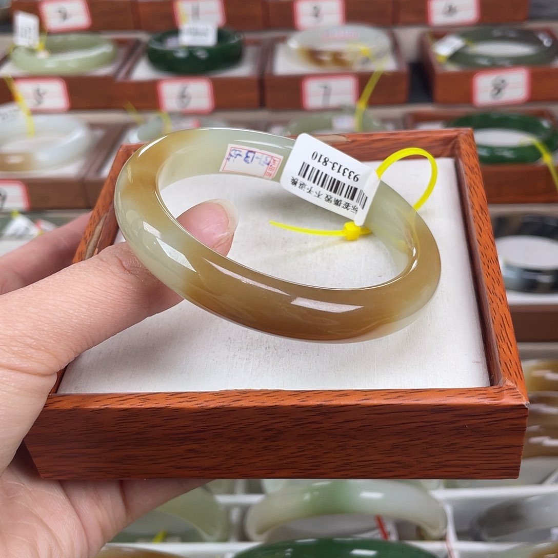 【闪购商品】和田玉未镶嵌手镯