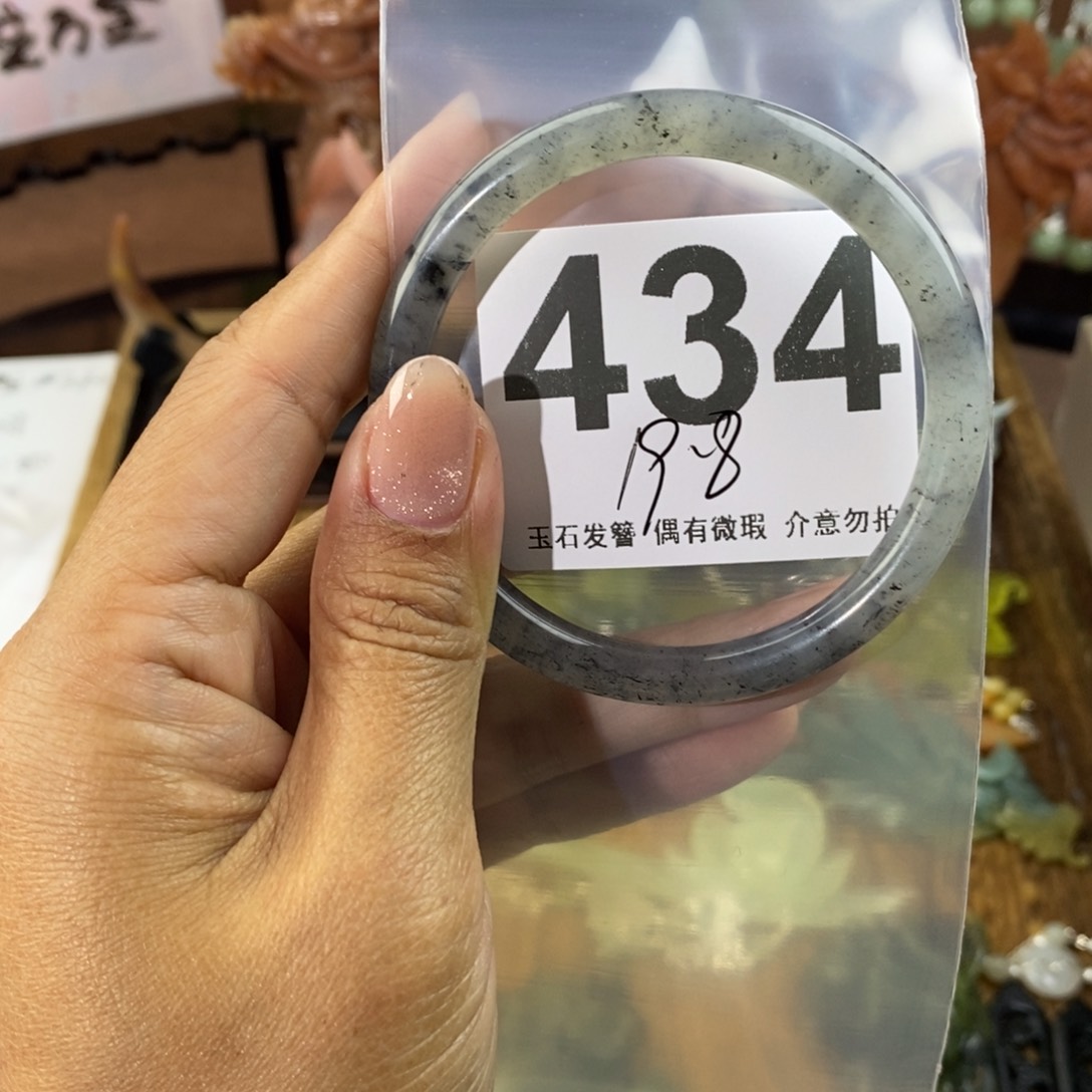 蛇纹石玉发饰未镶嵌一*