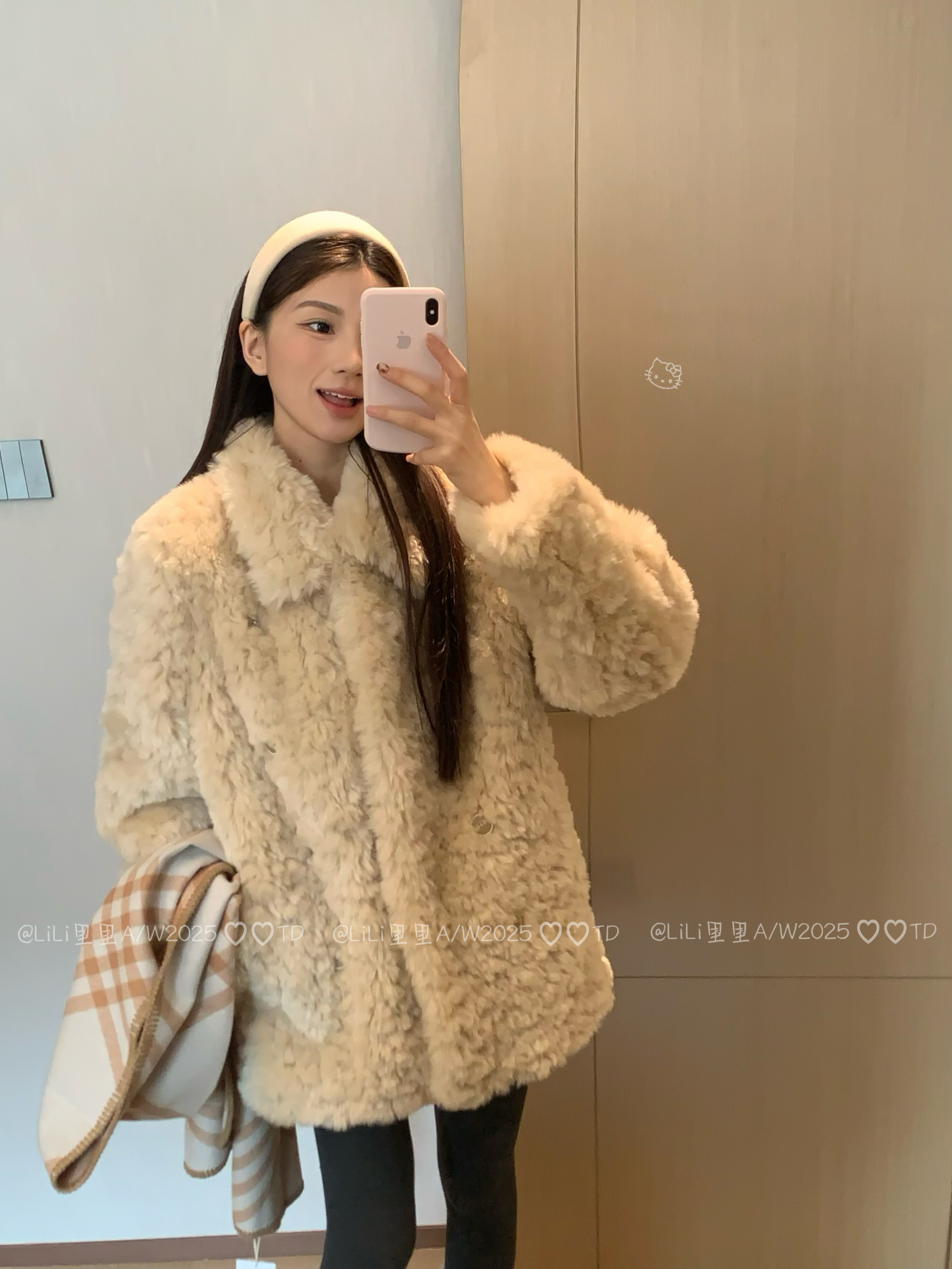 女冬季短外套女生羊羔绒冬季外套时尚保暖小香风秋冬