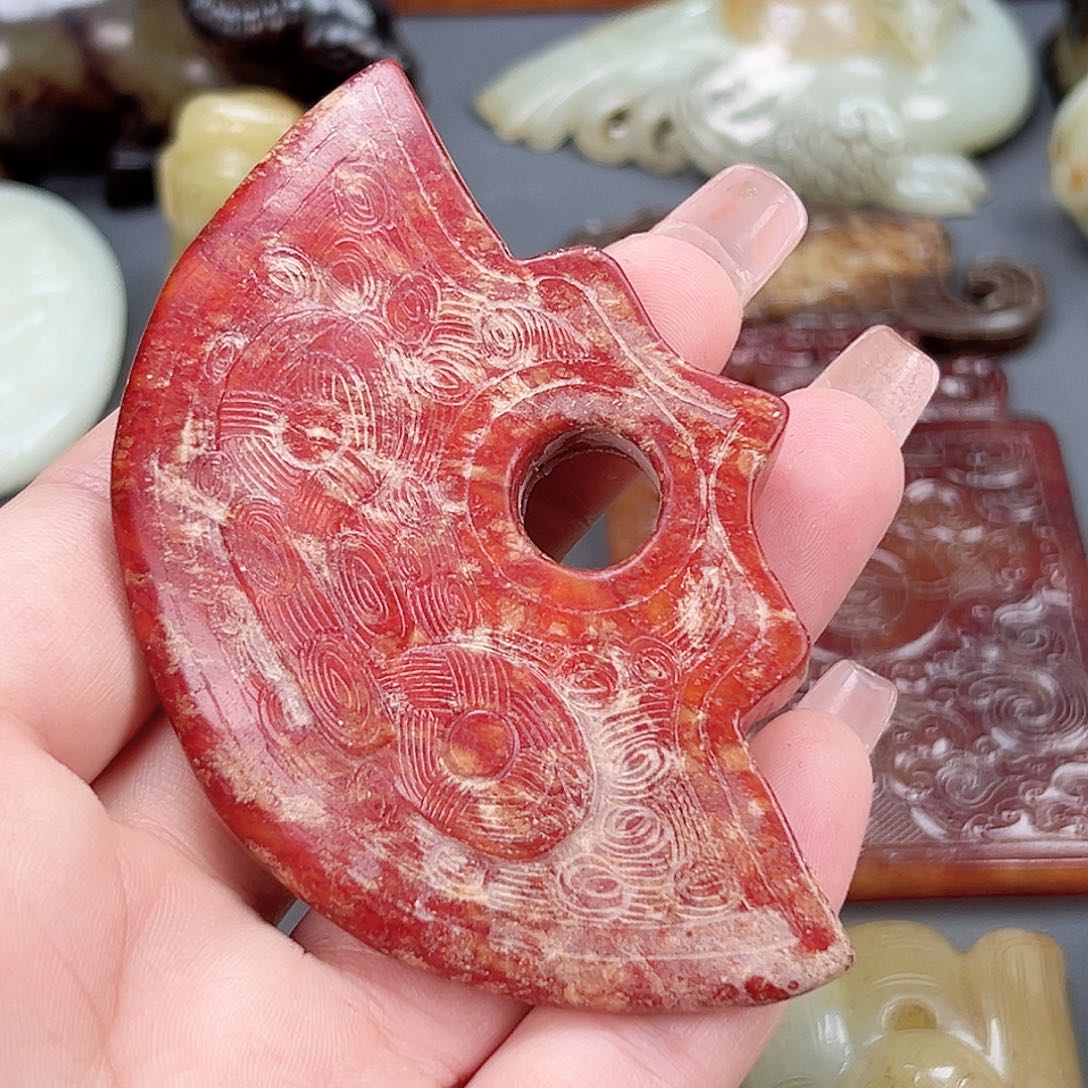 和田玉（糖玉）颈饰未镶嵌