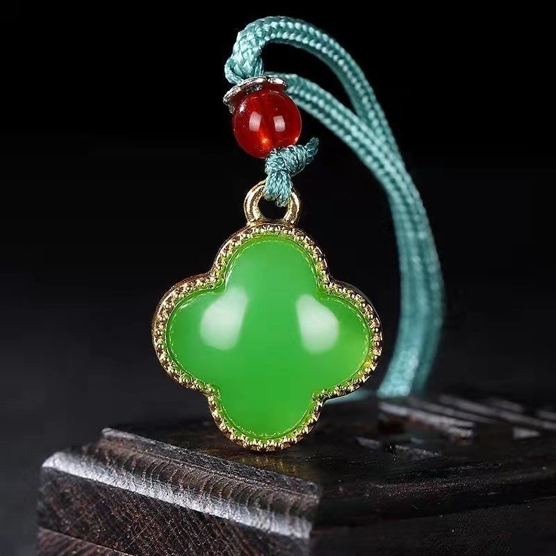 【孟总甄选】天然东陵玉四叶草高端吊坠