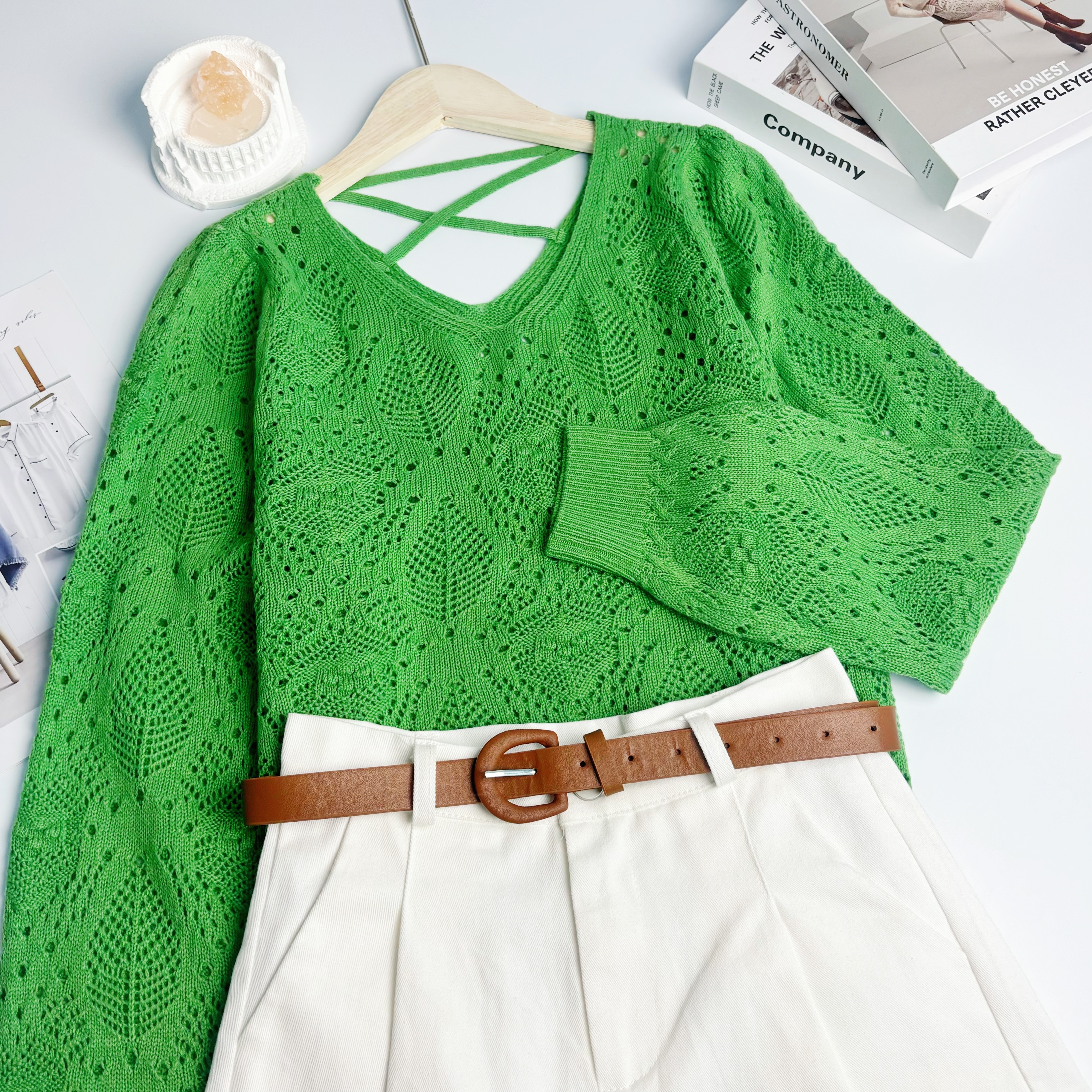 玲姐定制-V领纯色后背交叉带设计感微镂空纯色微透针织毛衣148921