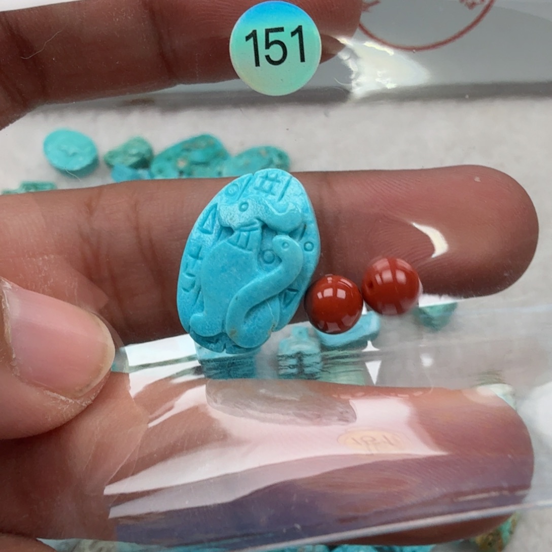 你***过南红玛瑙未镶嵌珠宝奇石