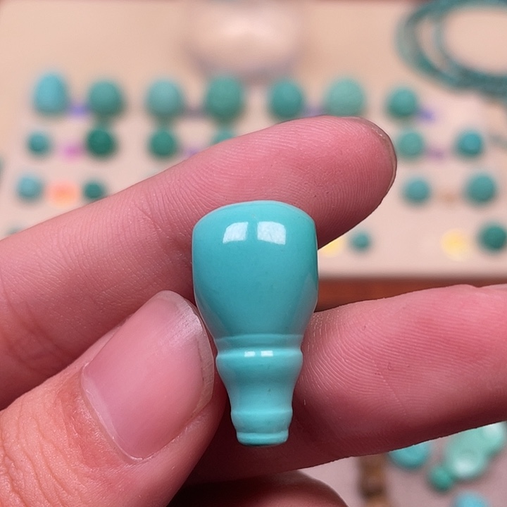 云见家手工雕刻配饰，尺寸12.5