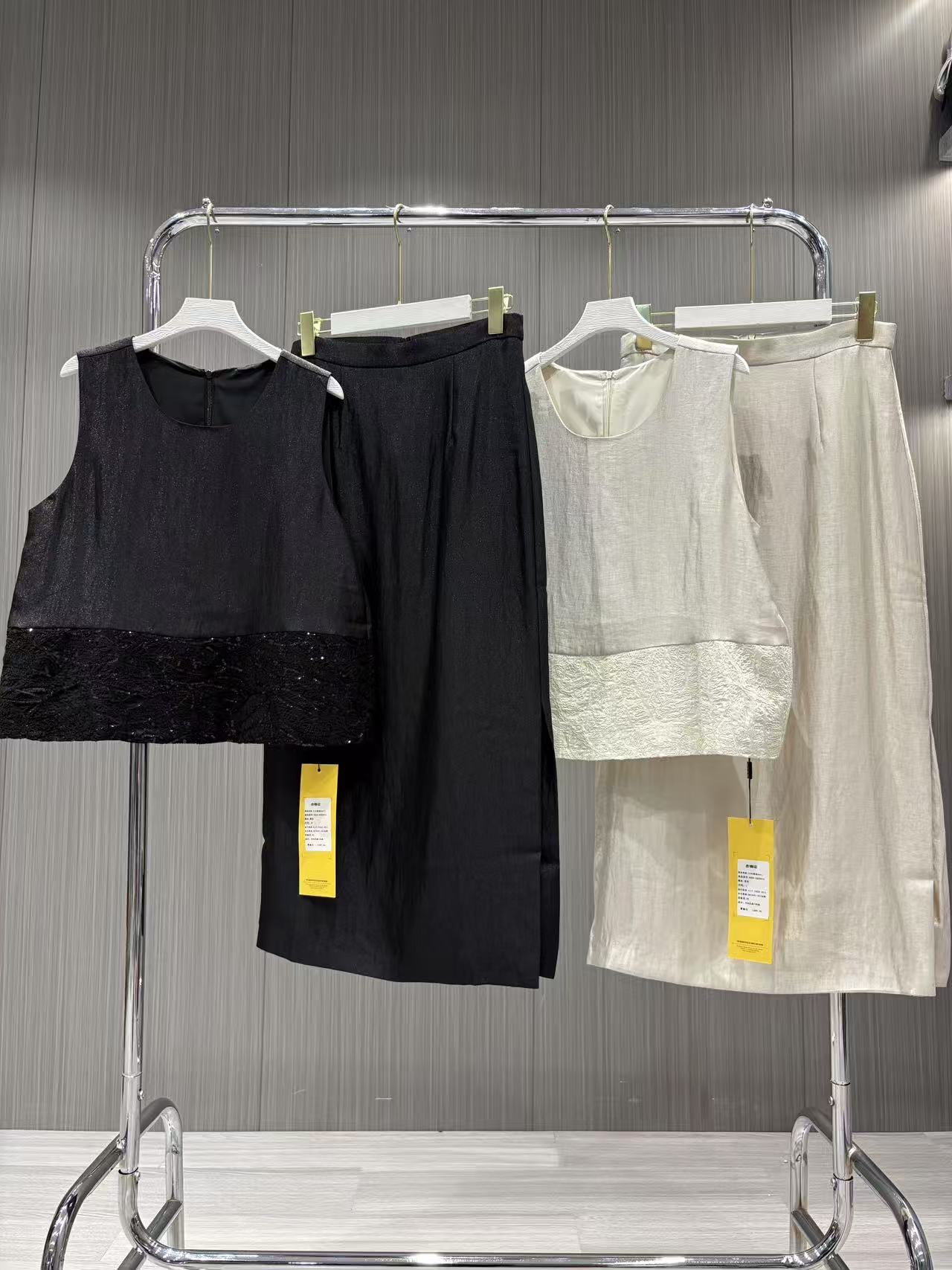 【迦】2025年夏季新款气质时尚重工刺绣马甲套装