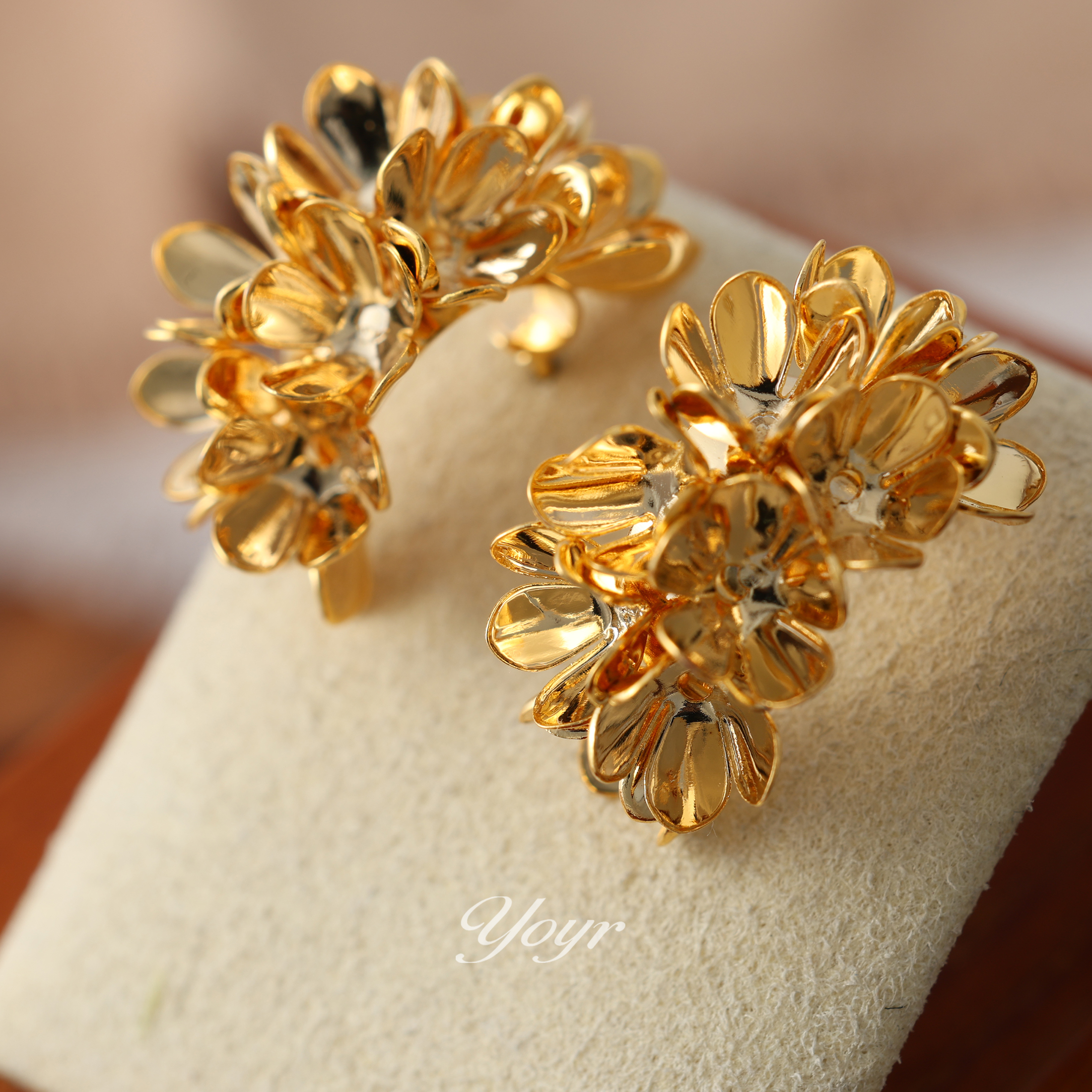 YOYR 黄铜耳饰 雏菊半圈耳环 时尚百搭法式气质轻奢重工耳圈女