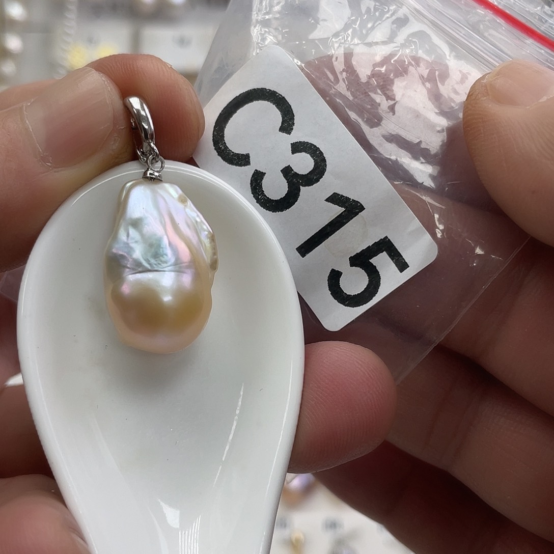 淡水珍珠颈饰未镶嵌