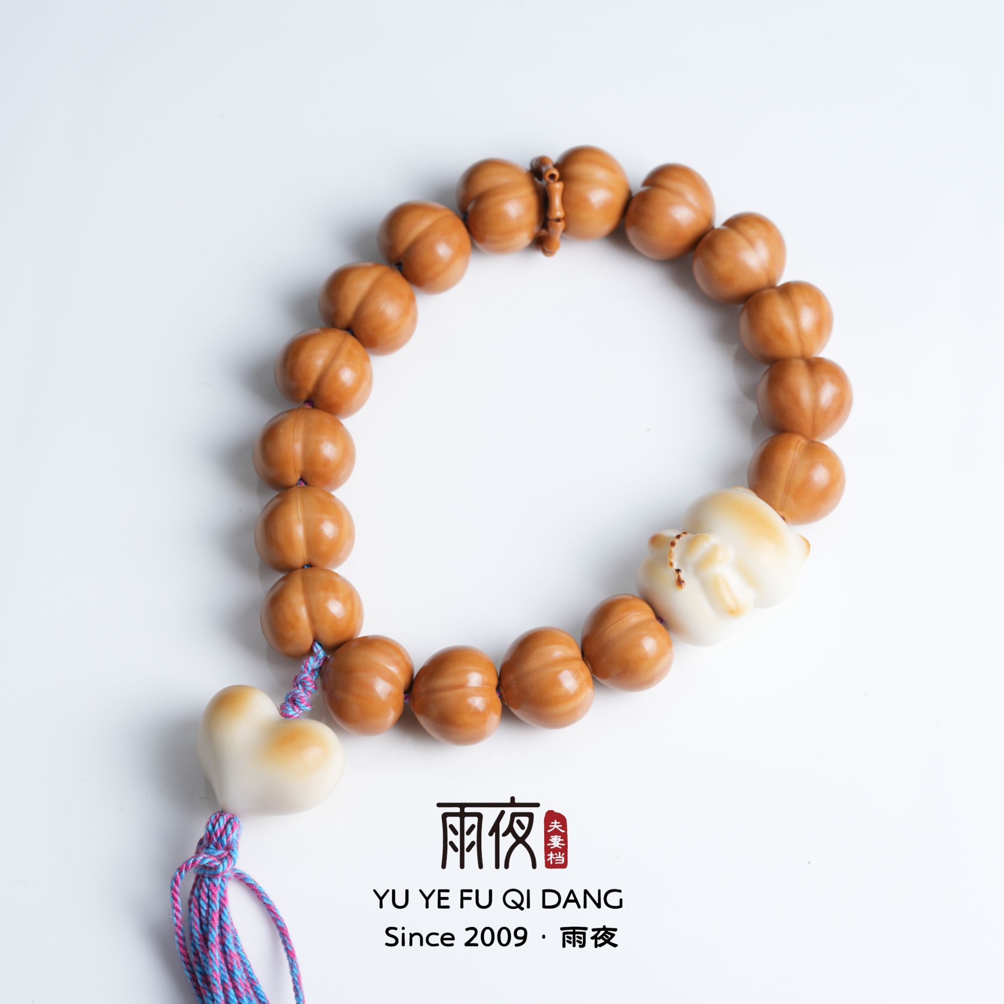 猴头核桃雕刻屁桃！机雕手修无黄全品手持DIY文玩好物