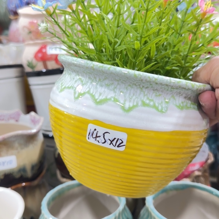 凑9块包邮，有孔，陶瓷花盆