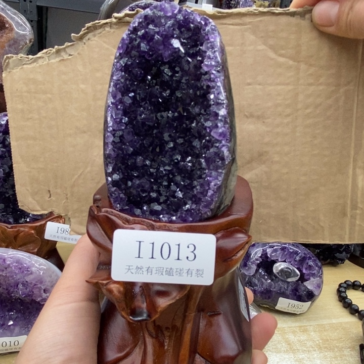 紫晶大型摆件（非配饰）未镶嵌