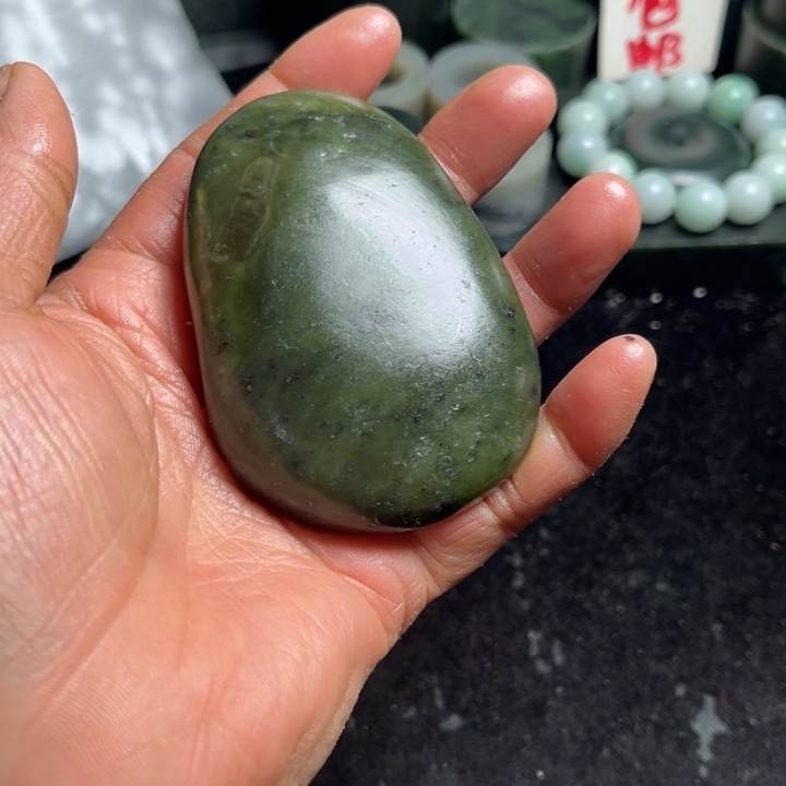 和田玉（糖玉）未镶嵌珠宝奇石