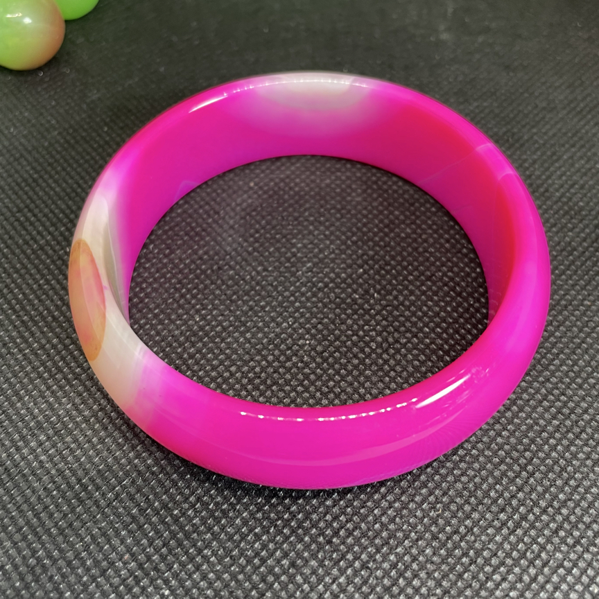 石英岩玉宽胎红玉圈口64手镯女款手镯美丽俏色稀有款