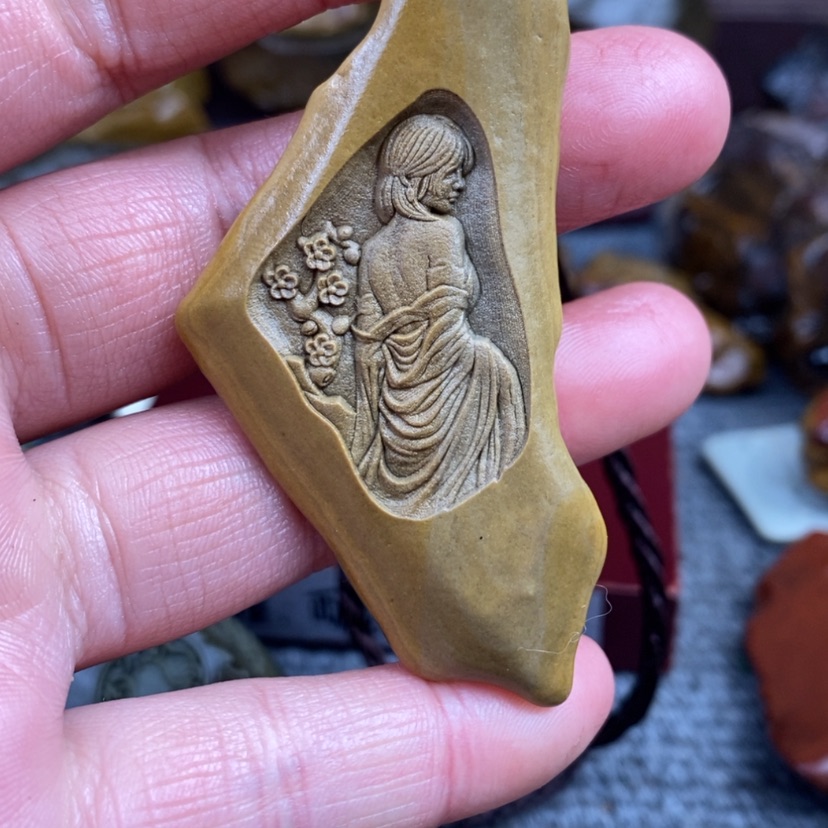 【闪购商品】原石雕刻手把件