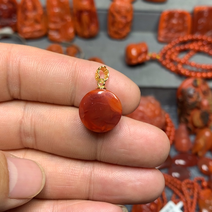 南红玛瑙吊坠(不含链)未镶嵌