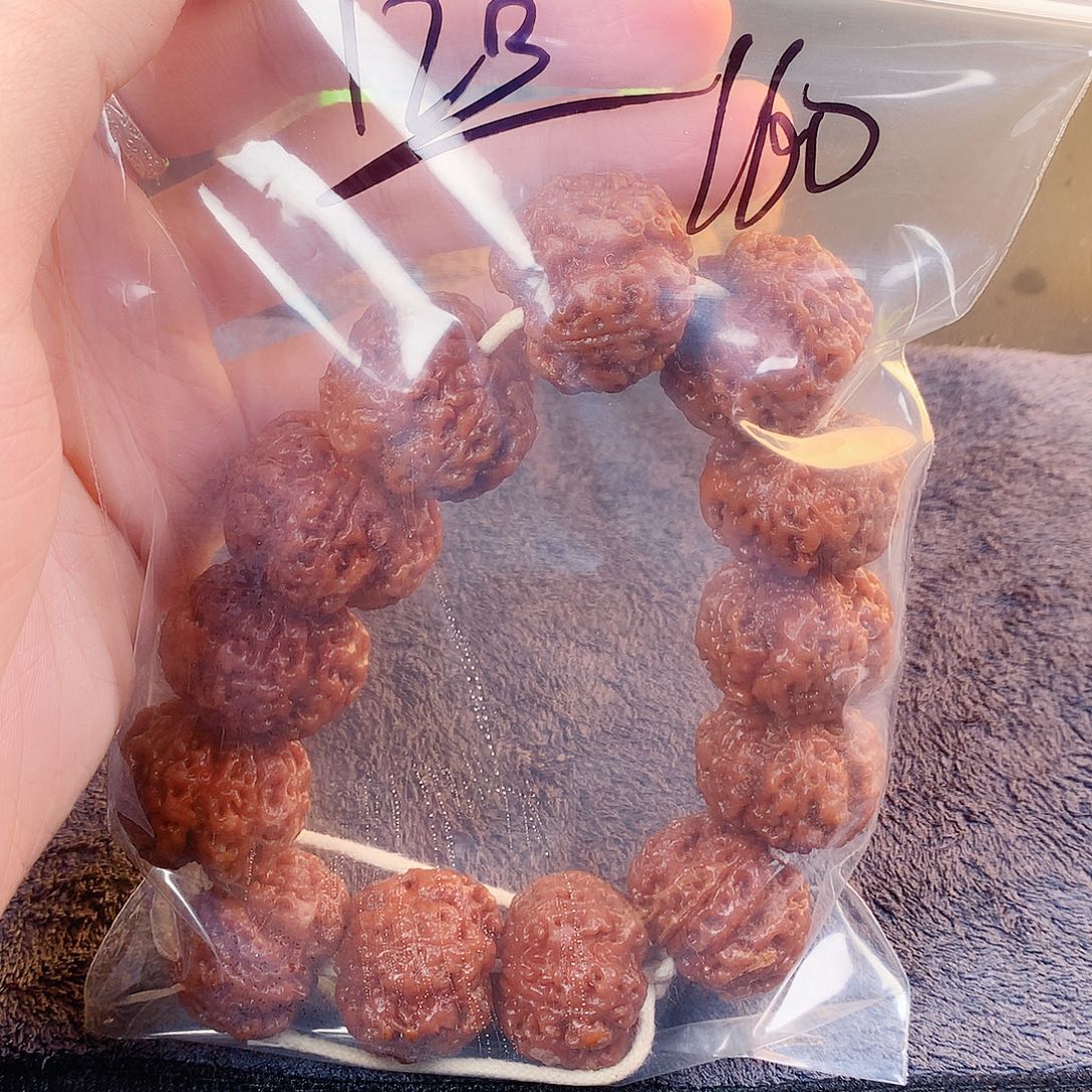 诚***吴吊坠金刚菩提12————-