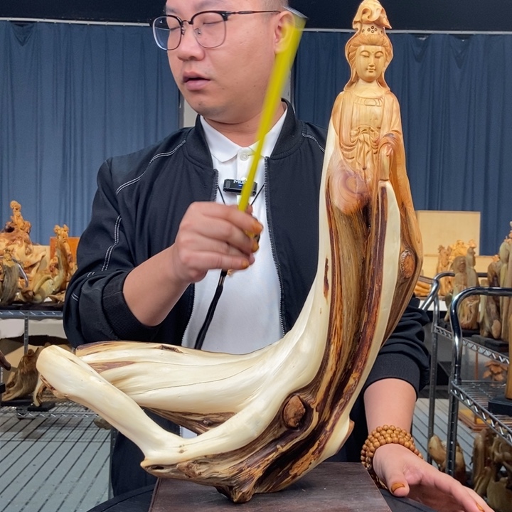 柏木（崖柏）随型摆件