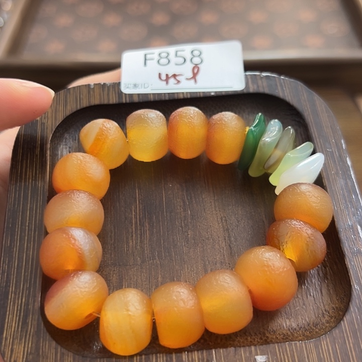 玛瑙/玉髓未镶嵌手链F858