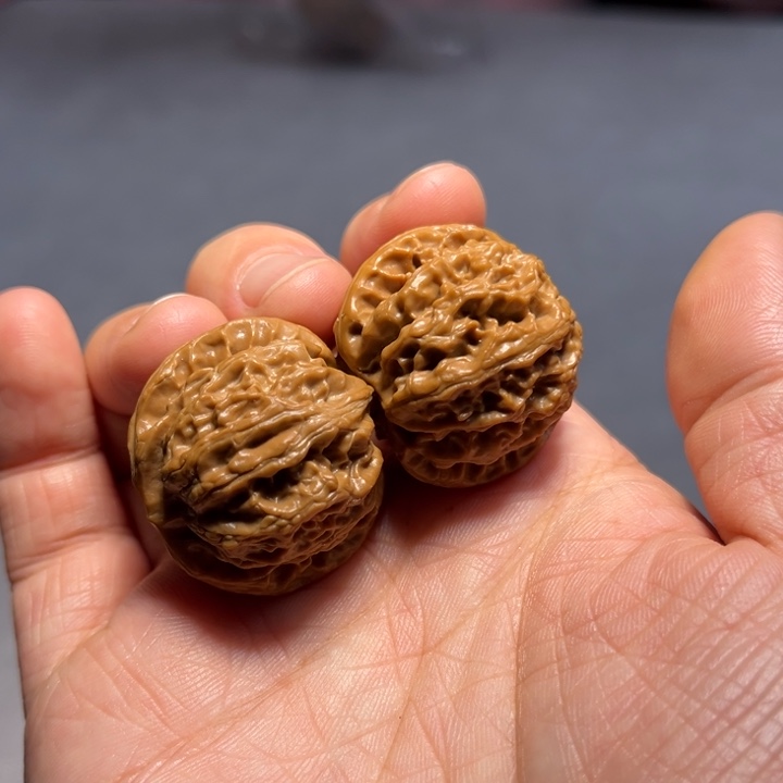 文玩核桃把件M***.苹果8351