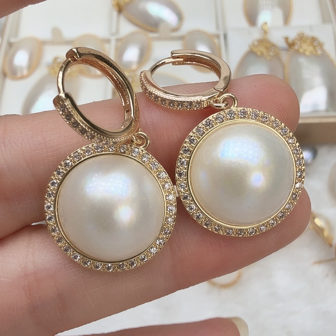 拼合珍珠（马贝珠）未镶嵌耳饰