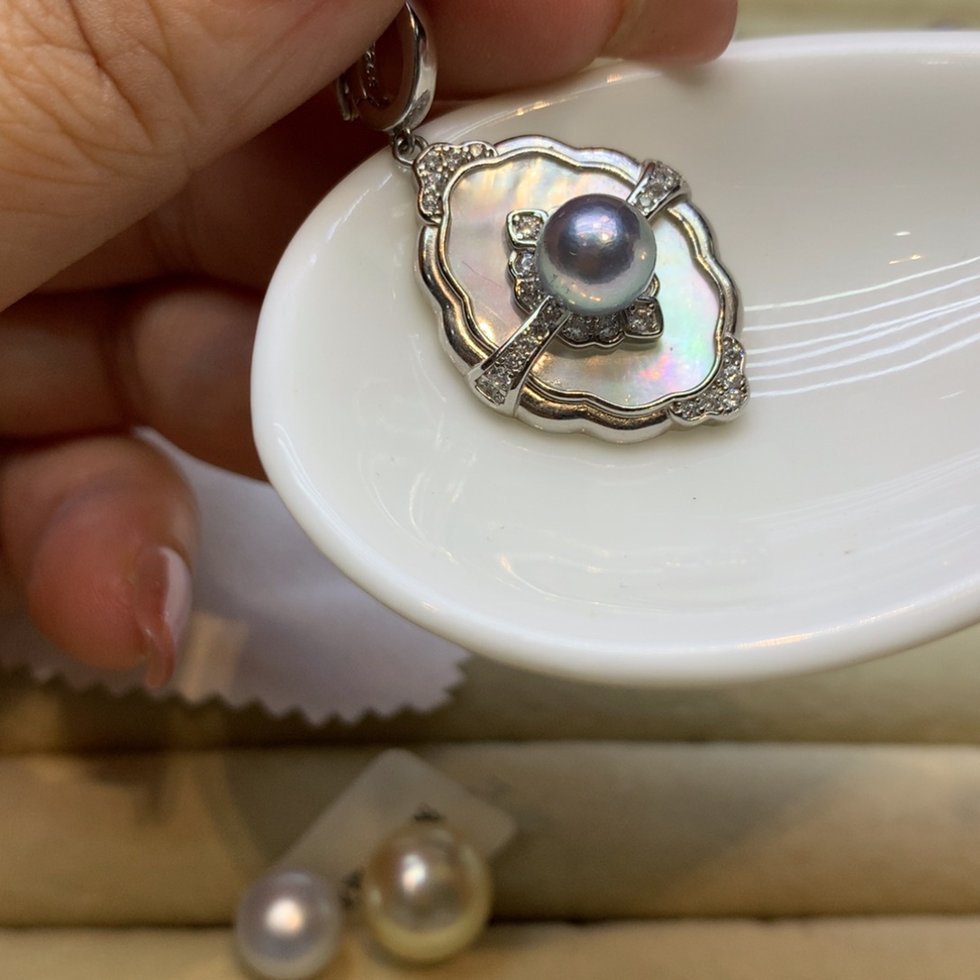 颈饰银S925镶嵌海水珍珠