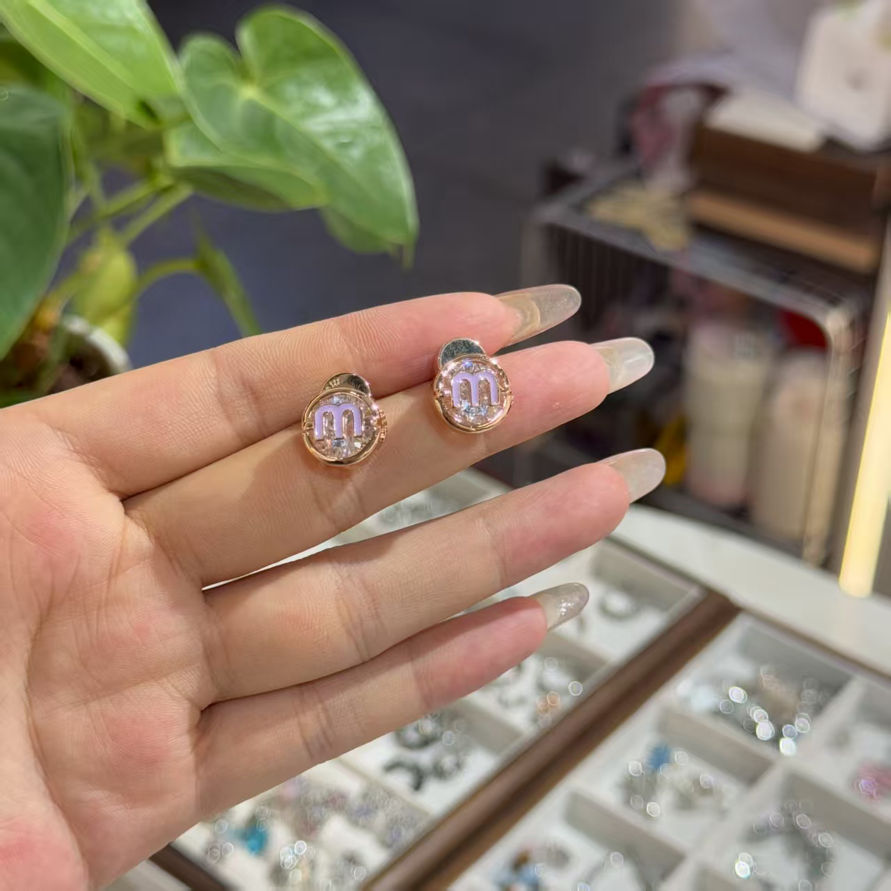 铜合金合成锆石耳饰 轻奢紫色mm耳钉107