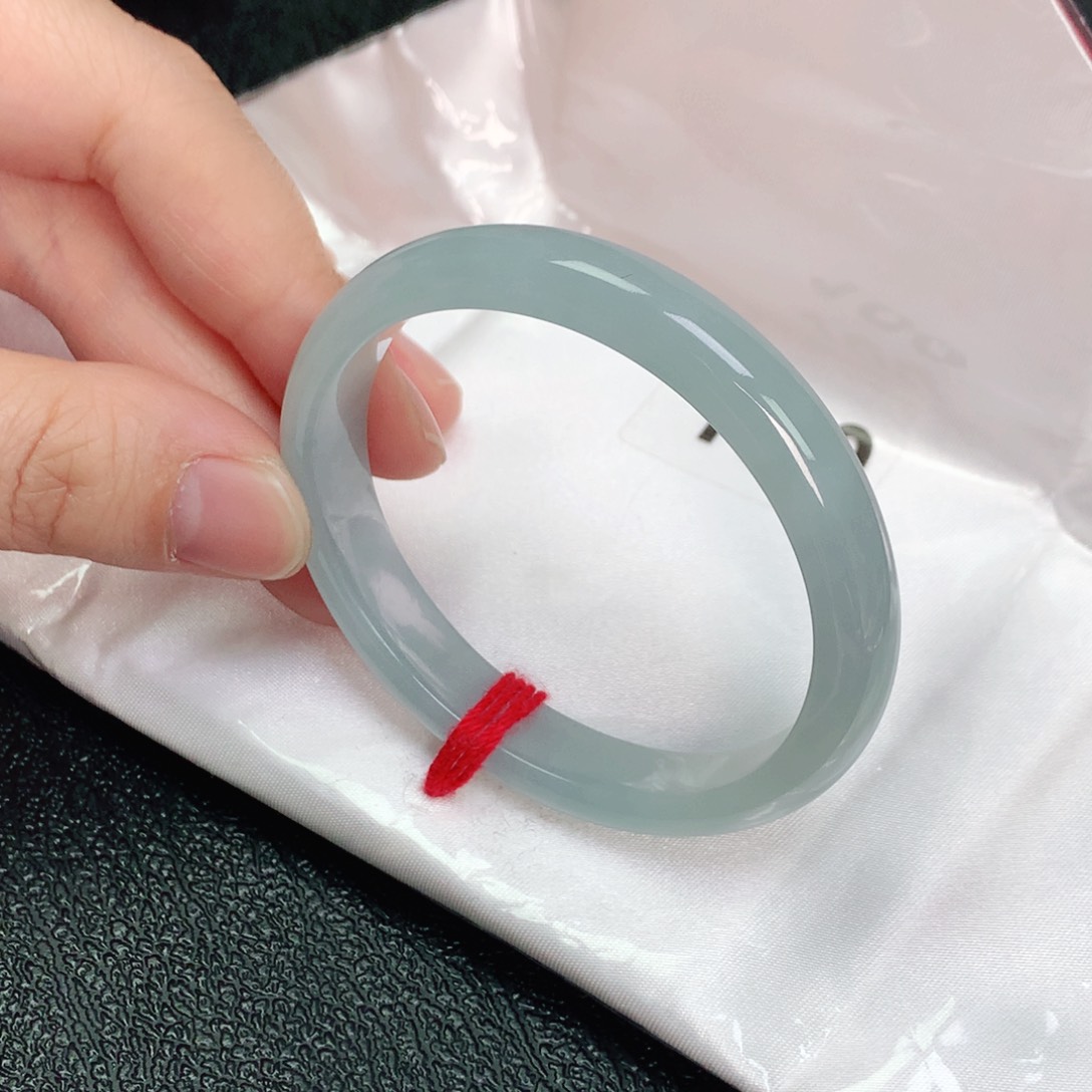 翡翠手镯未镶嵌54贵妃