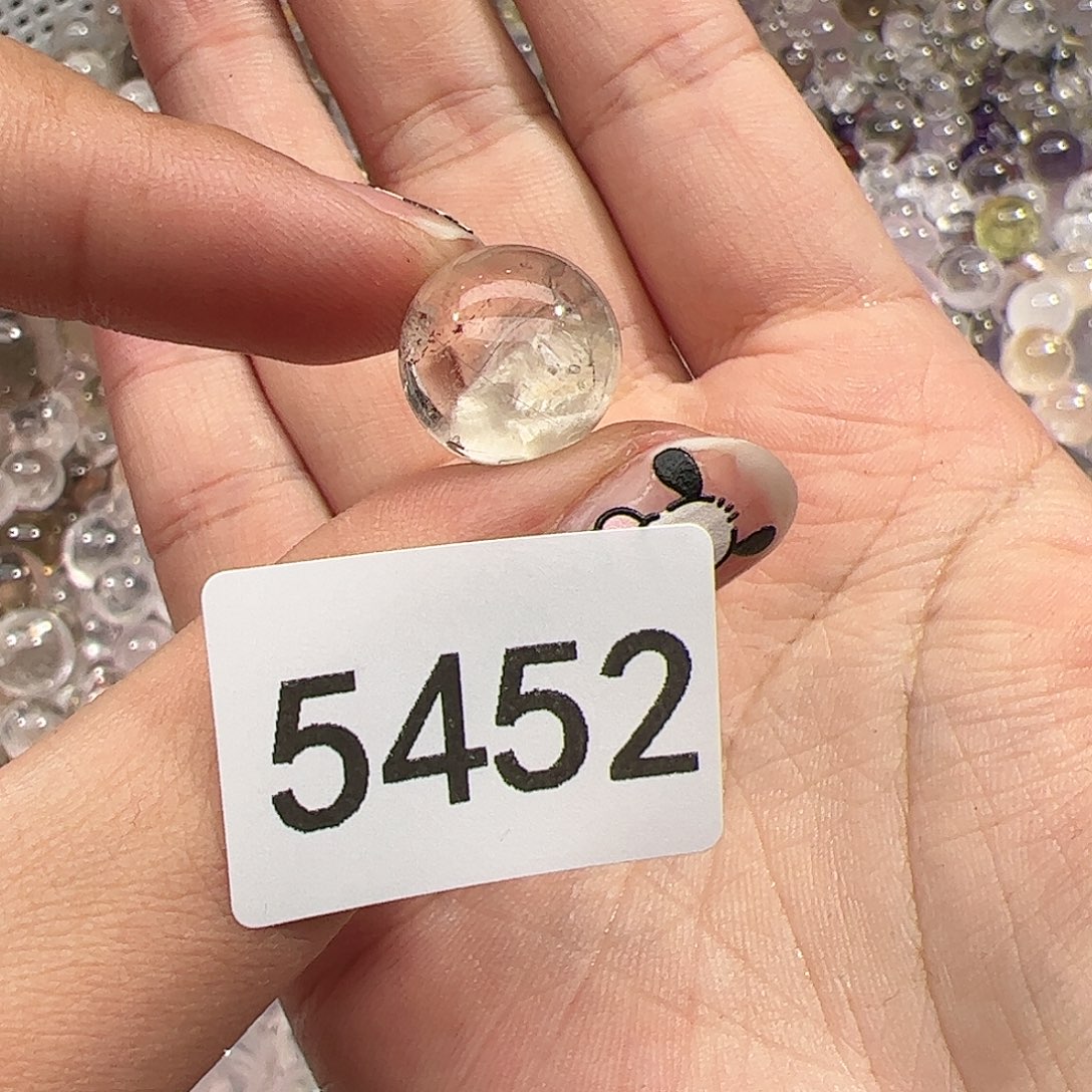 未镶嵌水晶大型摆件（非配饰）