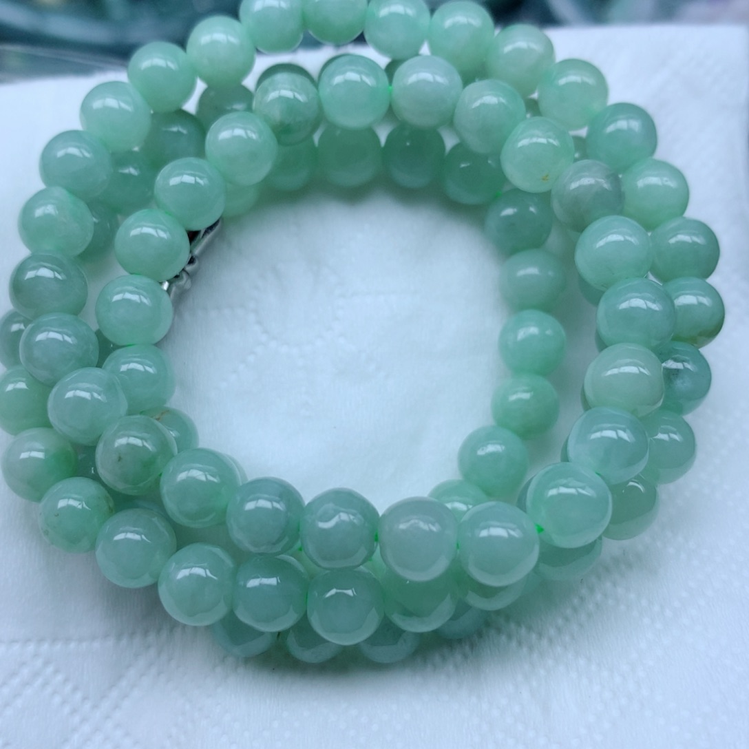 翡翠未镶嵌颈饰珠子