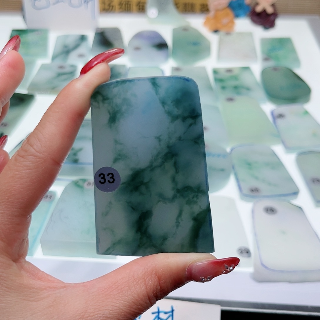 定制翡翠未镶嵌小*翡翠