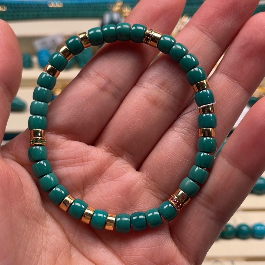 18K金镶嵌绿松石珠宝奇石直切手串