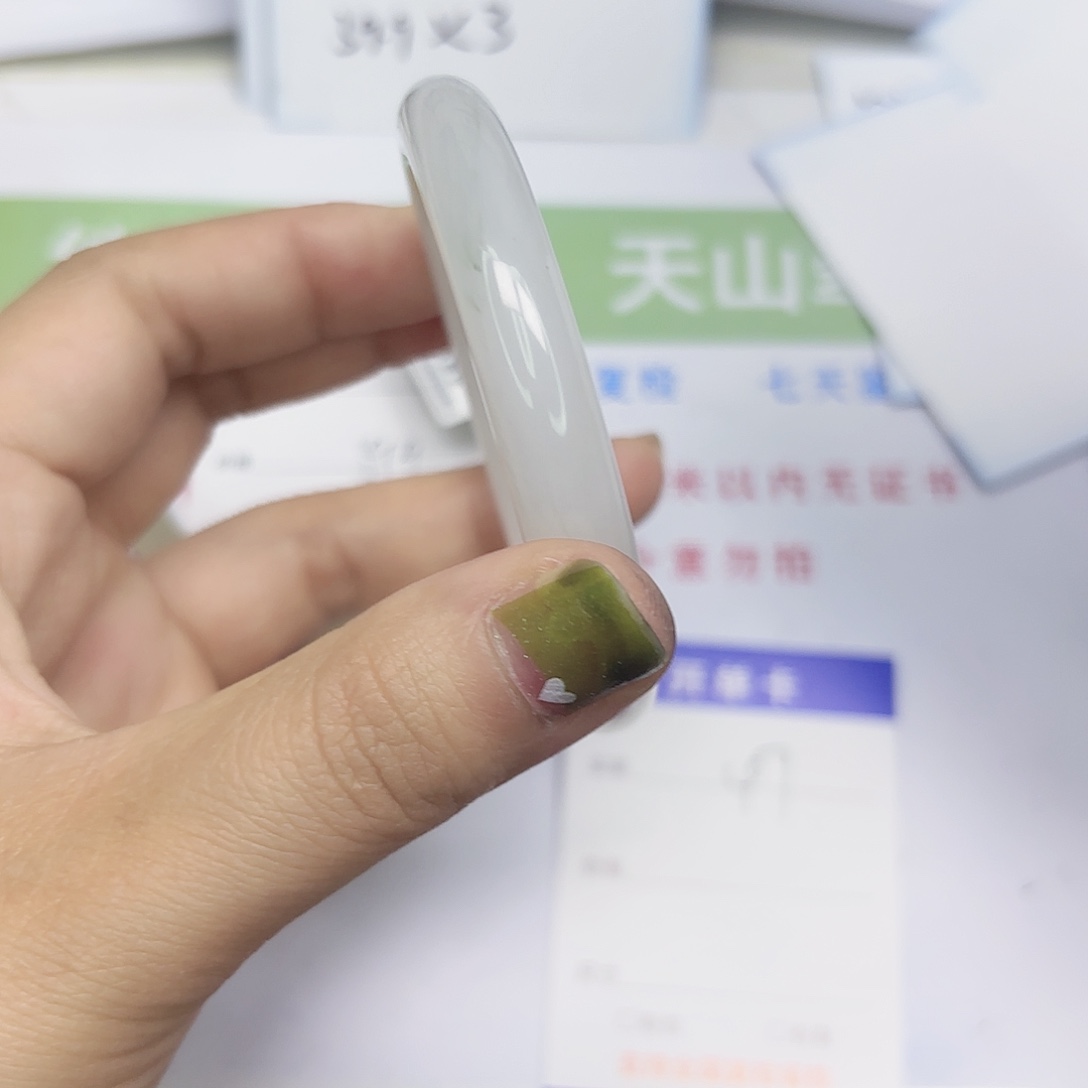 石英岩玉未镶嵌手镯47/52