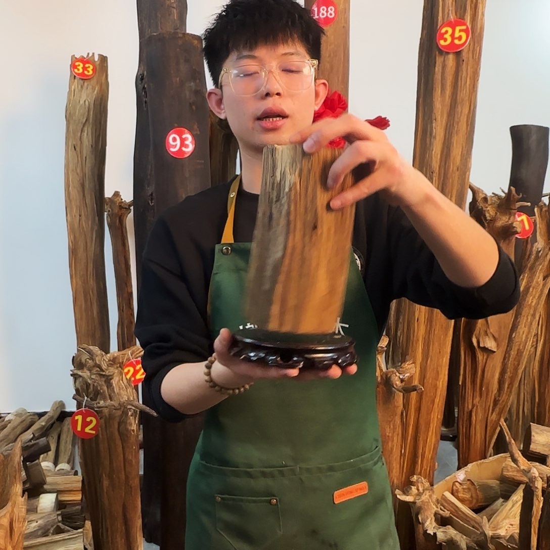 沉香摆件天然沉香原木摆件➕底座