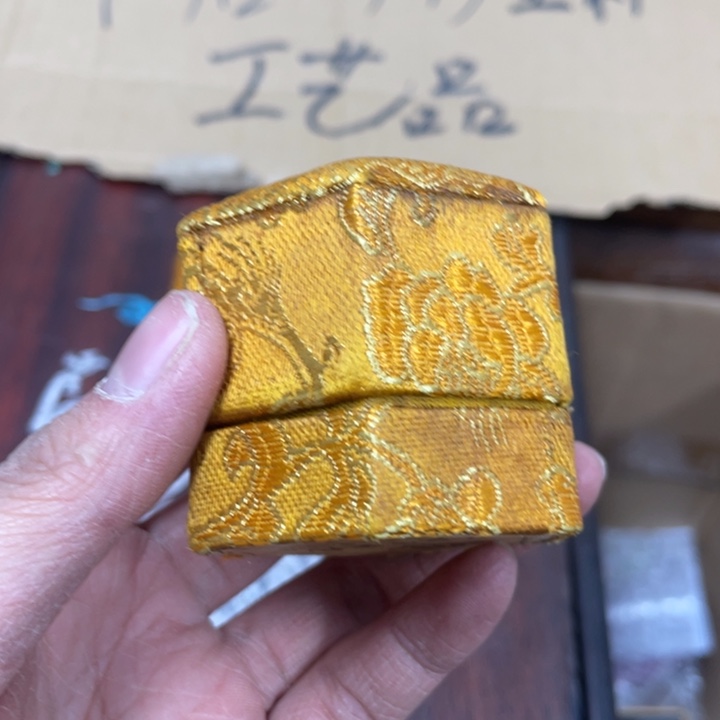 我也是很喜欢这个节目的呢我们的综艺节目