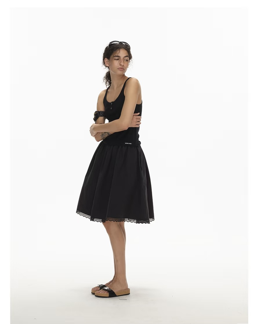 大热芭蕾风精致花边点缀无束感A字褶皱半身裙