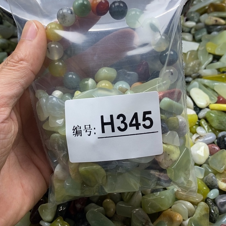 蛇纹石玉鱼缸石未镶嵌