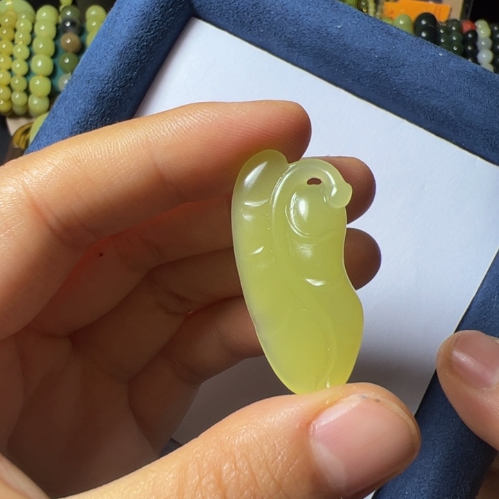 和田玉（黄玉）未镶嵌颈饰