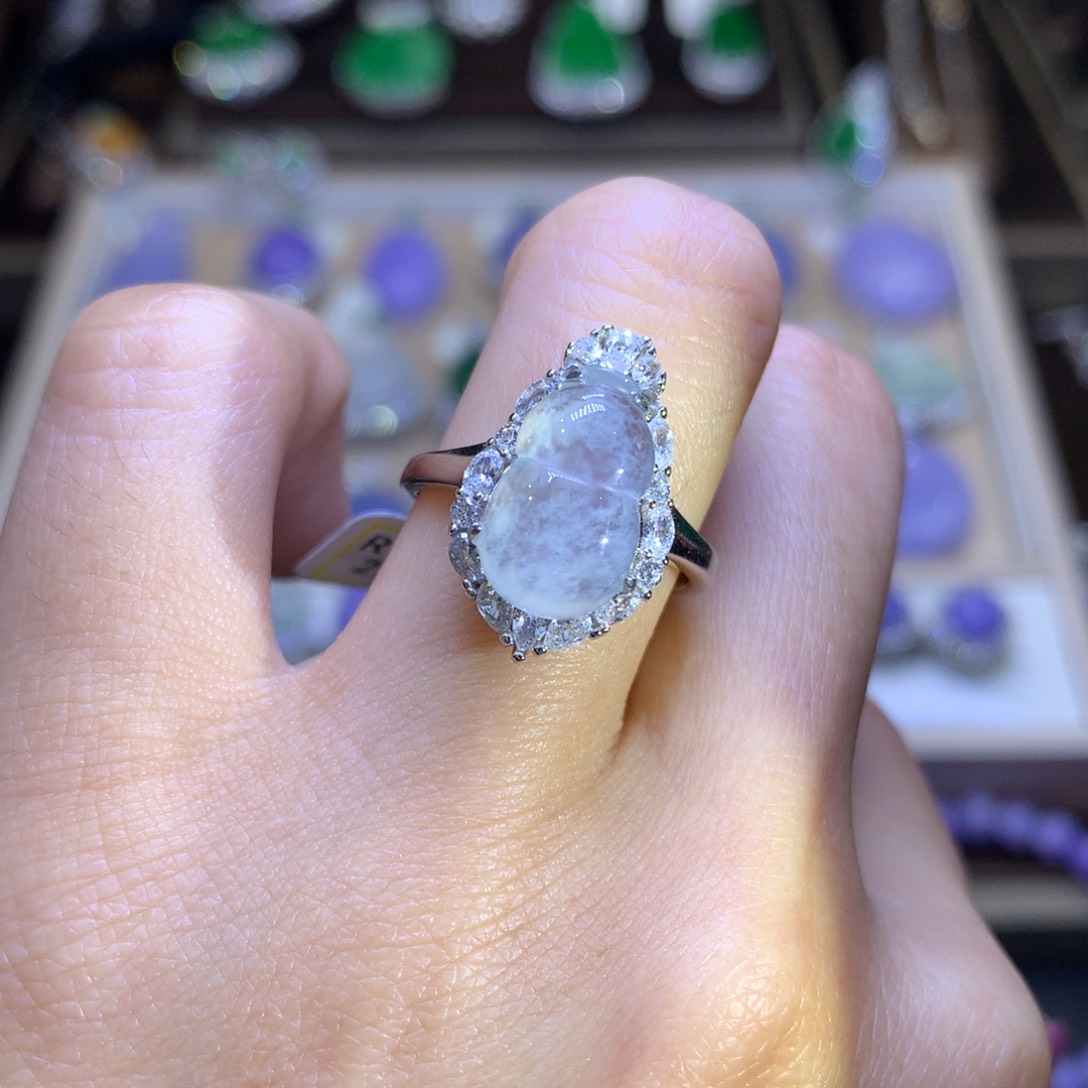 翡翠颈饰银S925镶嵌翡翠