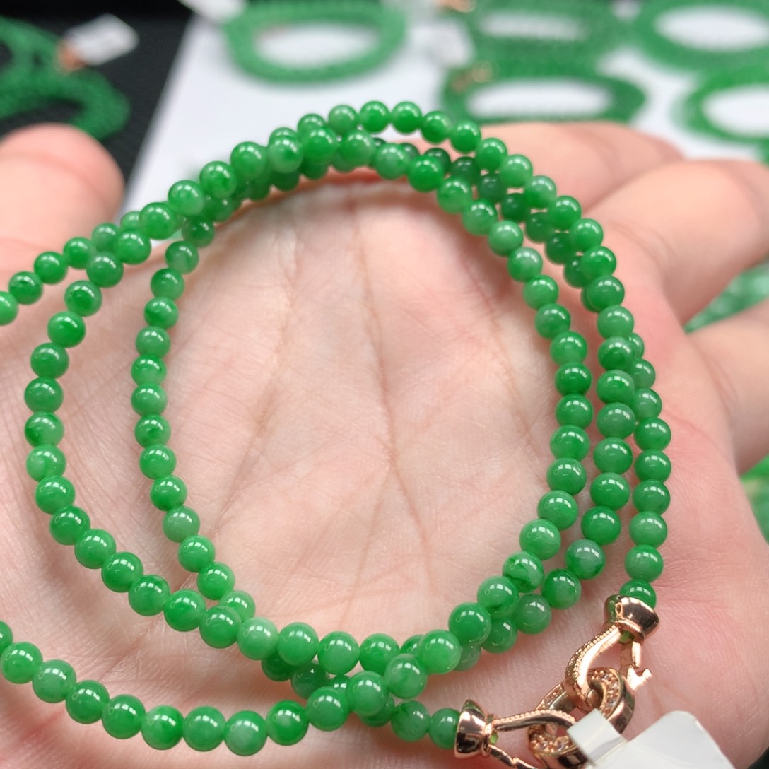 翡翠手链未镶嵌圣****鱼翡翠