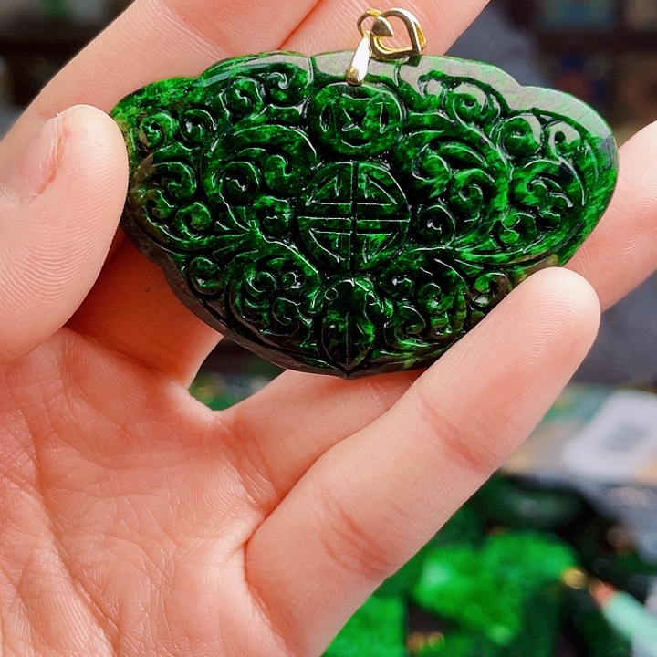 翡翠银S925镶嵌颈饰多样性