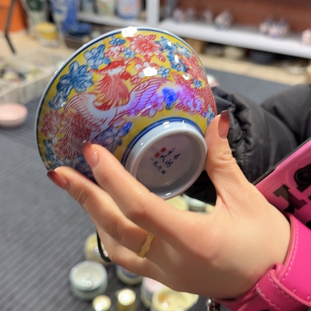 瓷摆件//////景德镇陶瓷瓷器。紫。