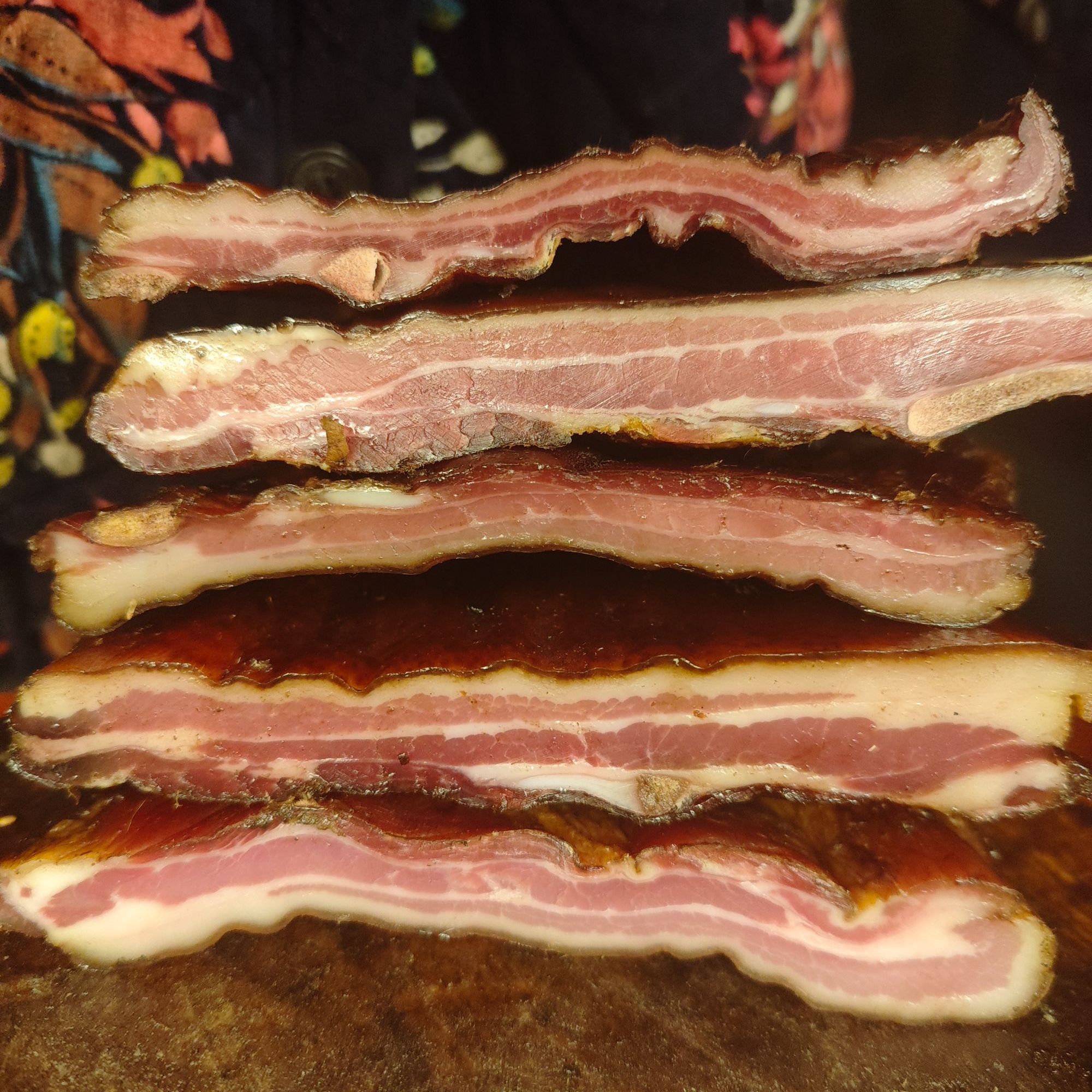 【正宗精品边角腊肉】直播间同等品质，按重量发，有小块添称介意勿拍