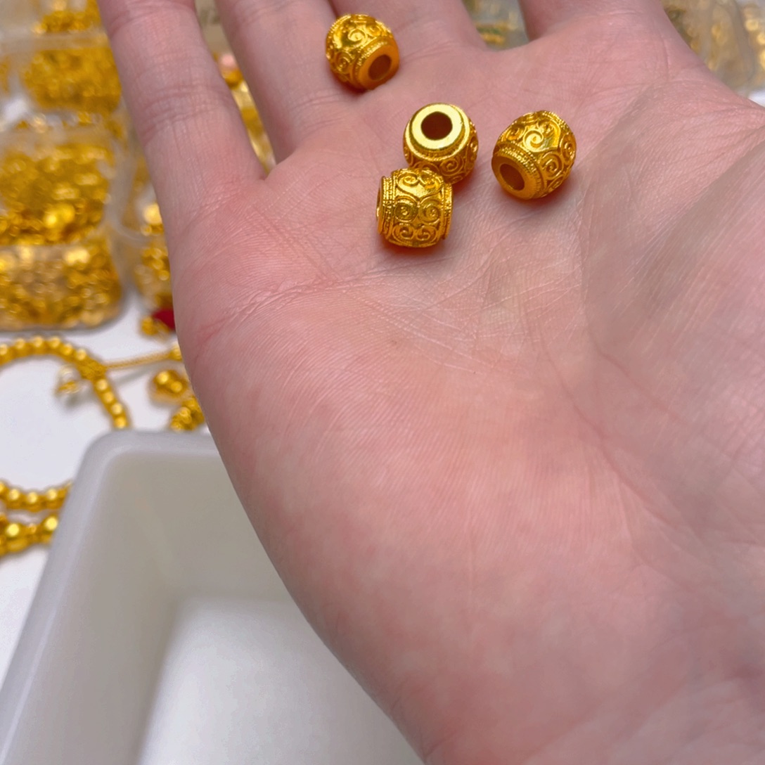 锆石铜合金祥云桶珠1颗