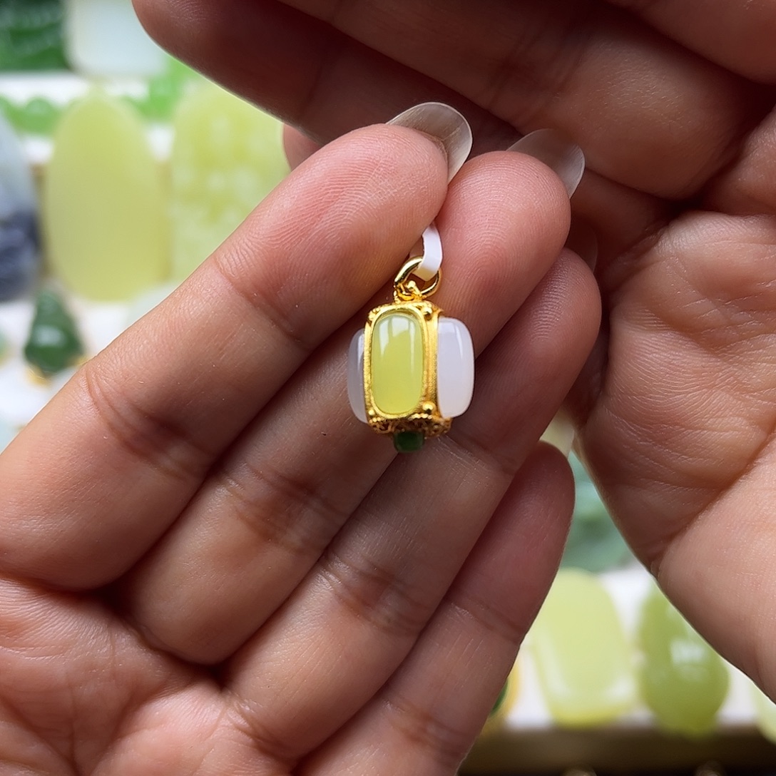 和田玉银S925镶嵌颈饰